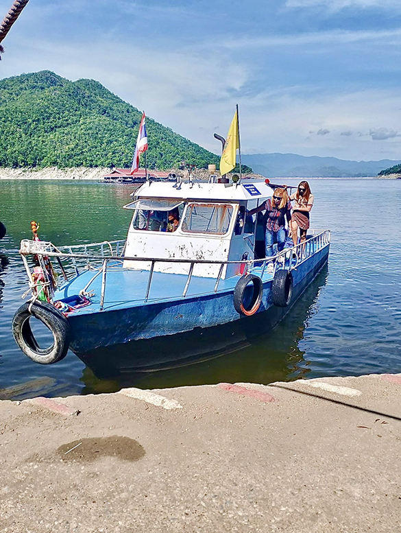 29 - https://แพศรีอุดมทรัพย์.com | ล่องแพศรีอุดมทรัพย์เหนือเขื่อนภูมิพล เพลิดเพลินกับธรรมชาติสองฝั่งทะเลสาบแม่ปิง ชมป่าไม้ น้ำตก ถ้ำ และโบราณสถาน ตลอดเส้นทาง 160 กม. จากตากสู่ดอยเต่า เชียงใหม่